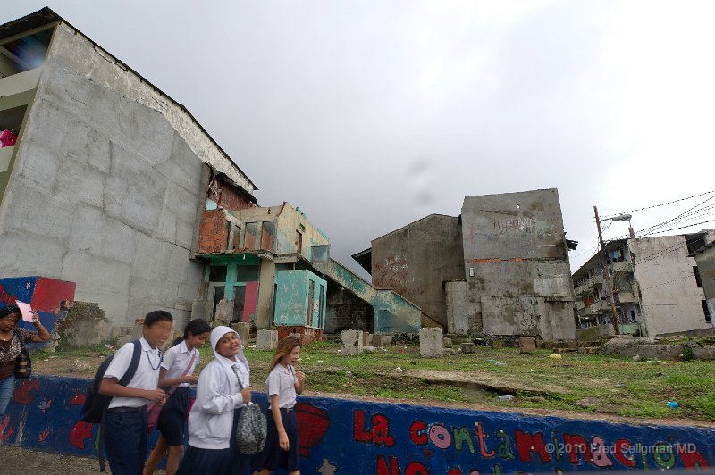 20101202_125924 D3S.jpg - Returning from school, Casco Viejo, Panama